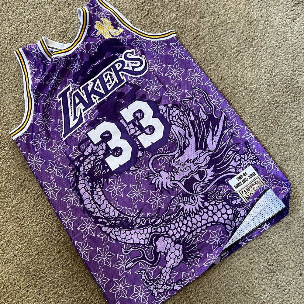 MENS KAREEM ABDUL - JABBAR LOS ANGELES LAKERS JERSEY M ENTER THE DRAGON